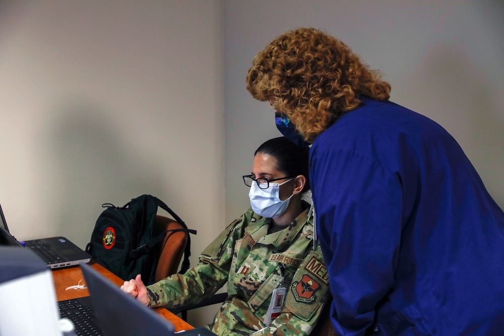 Airmen in-processing Kingman Medical Center