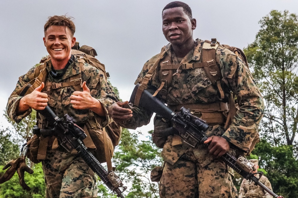 25th ID Divarty Soldiers participate in 12 mile ruck march