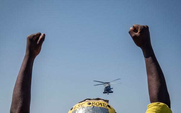 USS John S. McCain BAWT JMSDF Flight Quarters