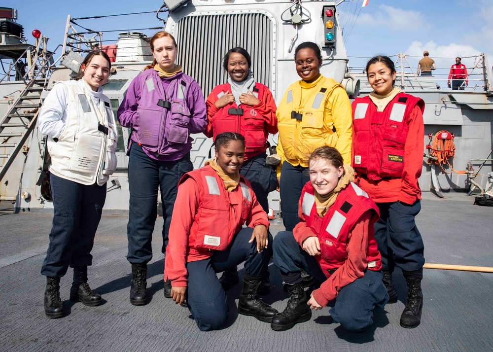 USS Mitscher Participates in Lightning Handshake