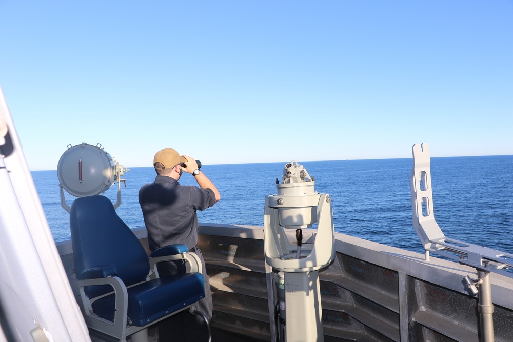 USS Cincinnati (LCS 20) Standing Watch