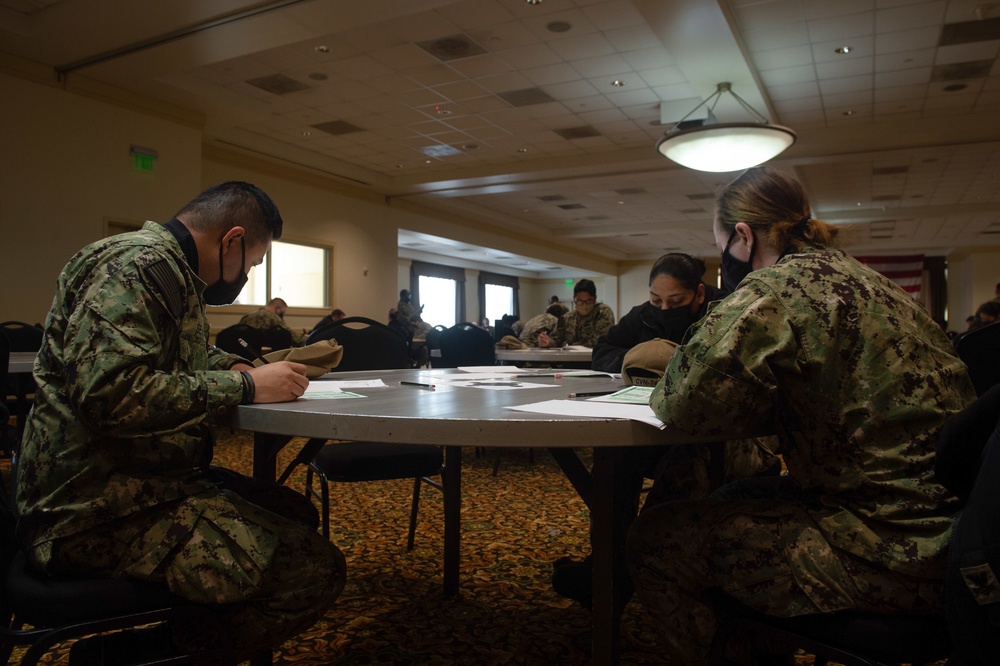 DVIDS - Images - Sailors take advancement exam [Image 8 of 8]