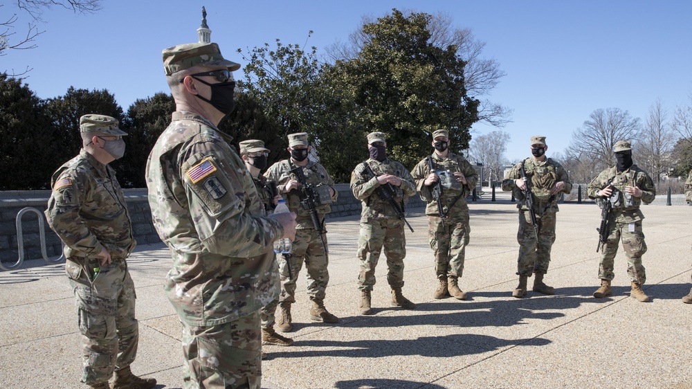 Brig. Gen. Lawrence Schloegl Visits Soldiers in D.C.