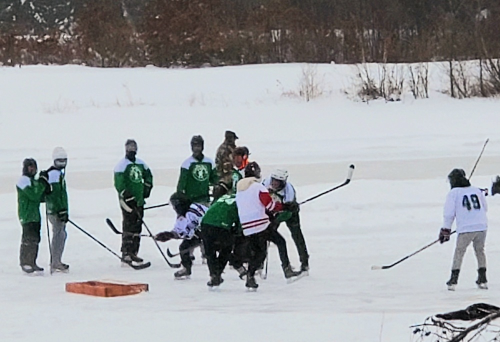 Successful pond hockey tourney held at Fort McCoy; proceeds support AER