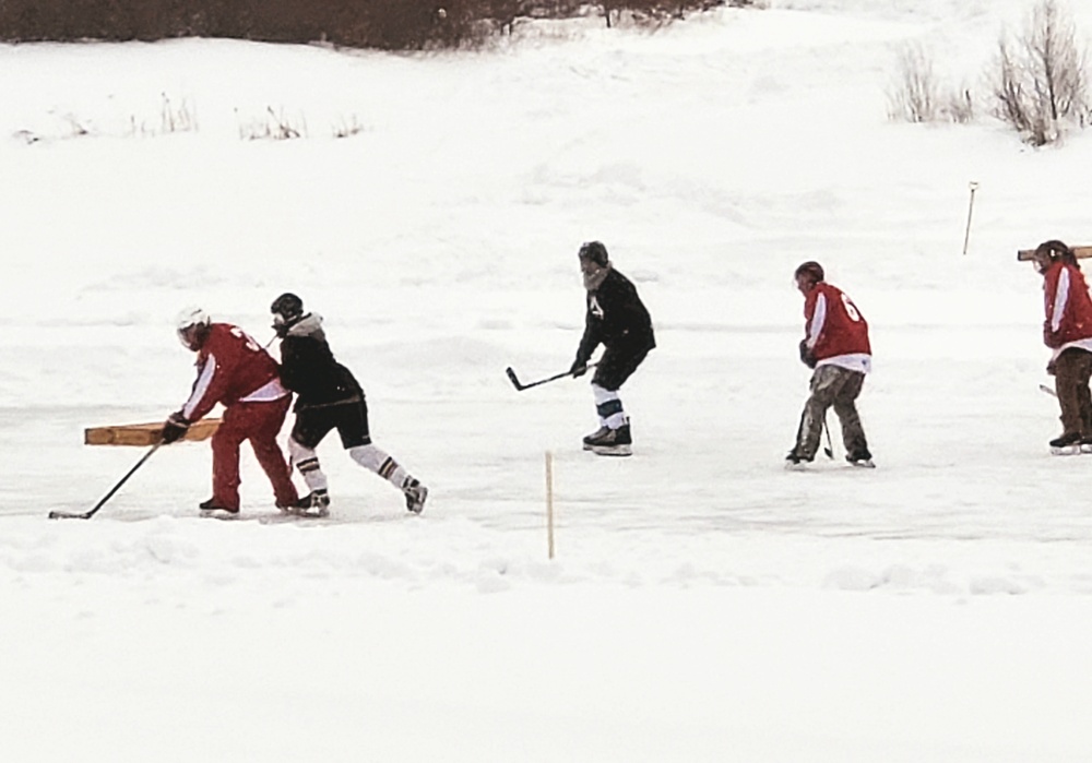 Successful pond hockey tourney held at Fort McCoy; proceeds support AER
