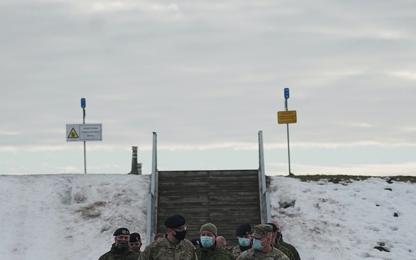 LANDCOM commander conducts terrain walk with Multinational Division North