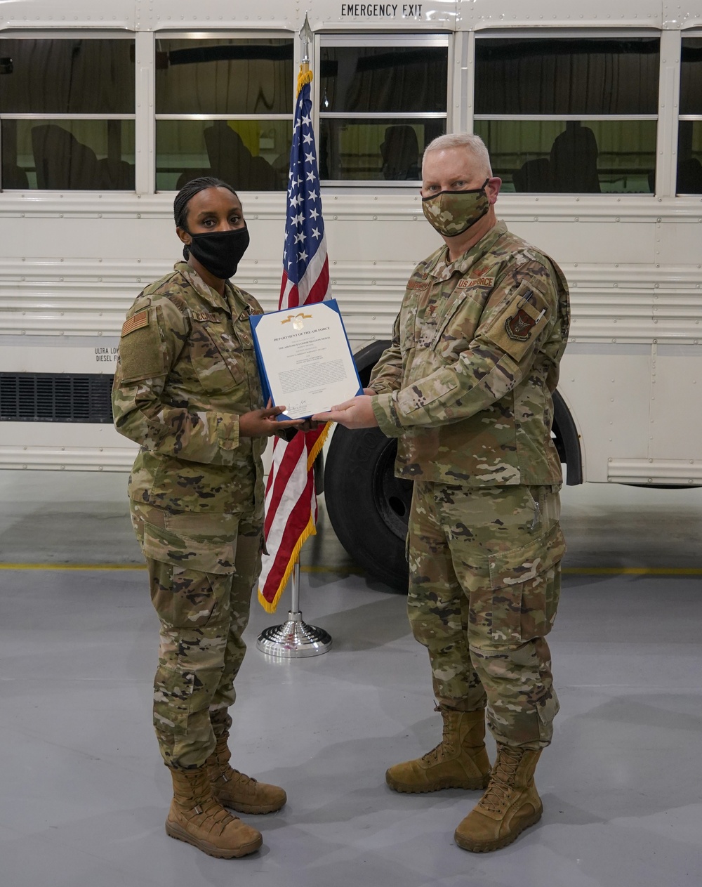 914th airman presented Commendation Medal &quot;C&quot; device