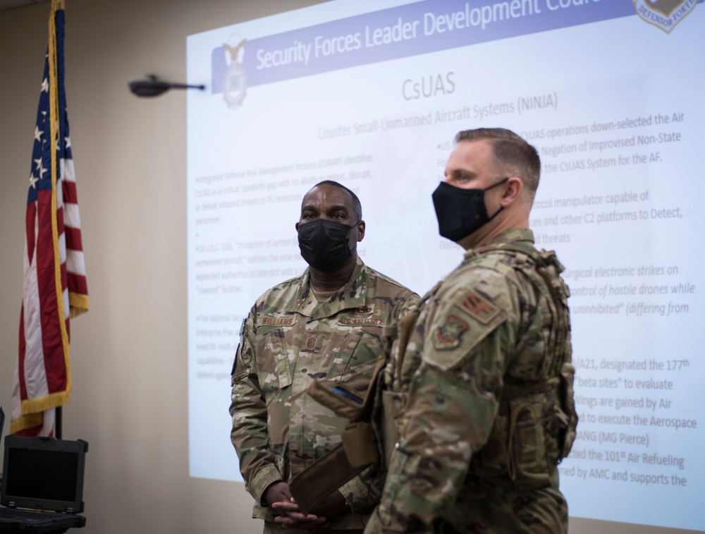 ANG command chief visits Citizen Airmen in Maine