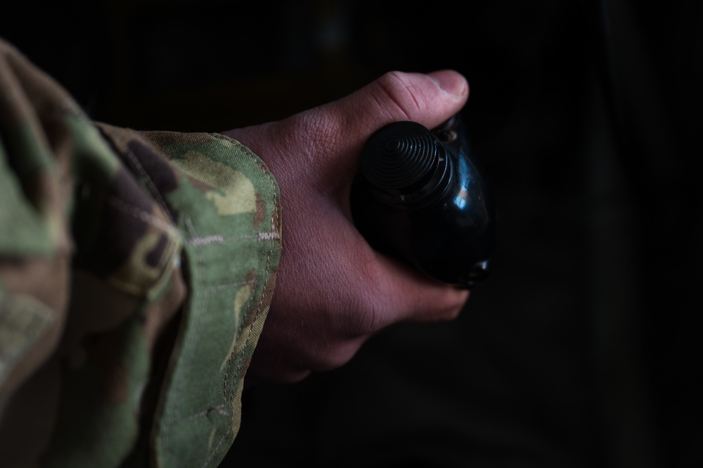 350 EARS fuels B-52 Bomber Task Force