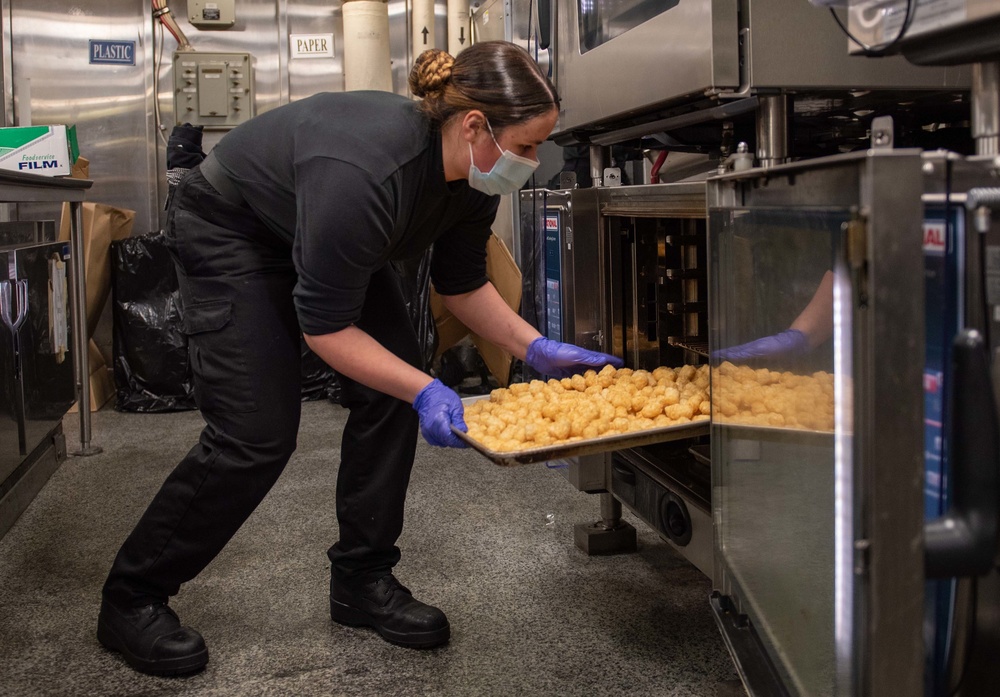 Ford Sailor Preps Food