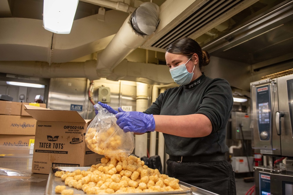 Ford Sailor Preps Food