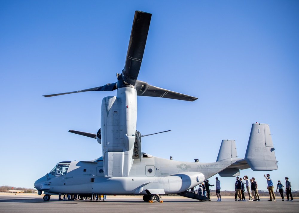 4th MCD Marines Visit Liberty University