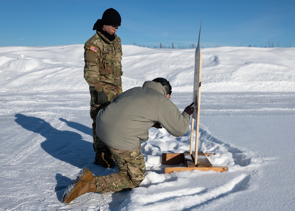 ‘1 Geronimo’ paratroopers hone their winter marksmanship skills at JBER