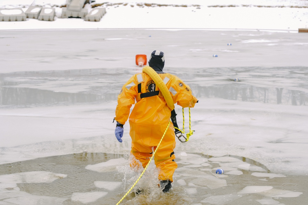 SUBASE Fire Department Trains on Ice