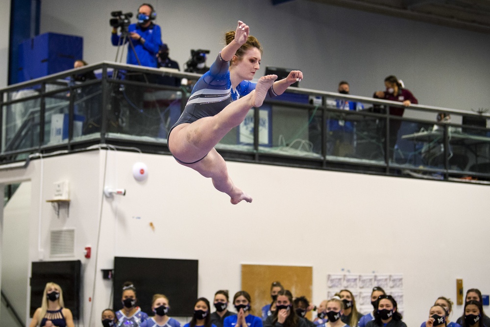 Women's Gymnastics Scores Season-Best 193.350 in Home Opener