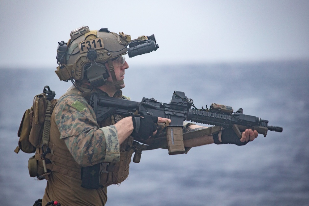 Recon Moving Range USS Germantown