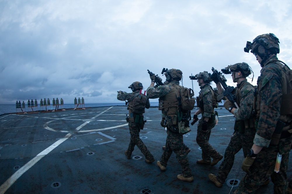 Recon Moving Range USS Germantown