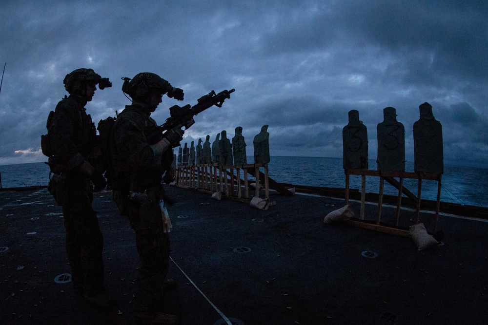 Recon Moving Range USS Germantown
