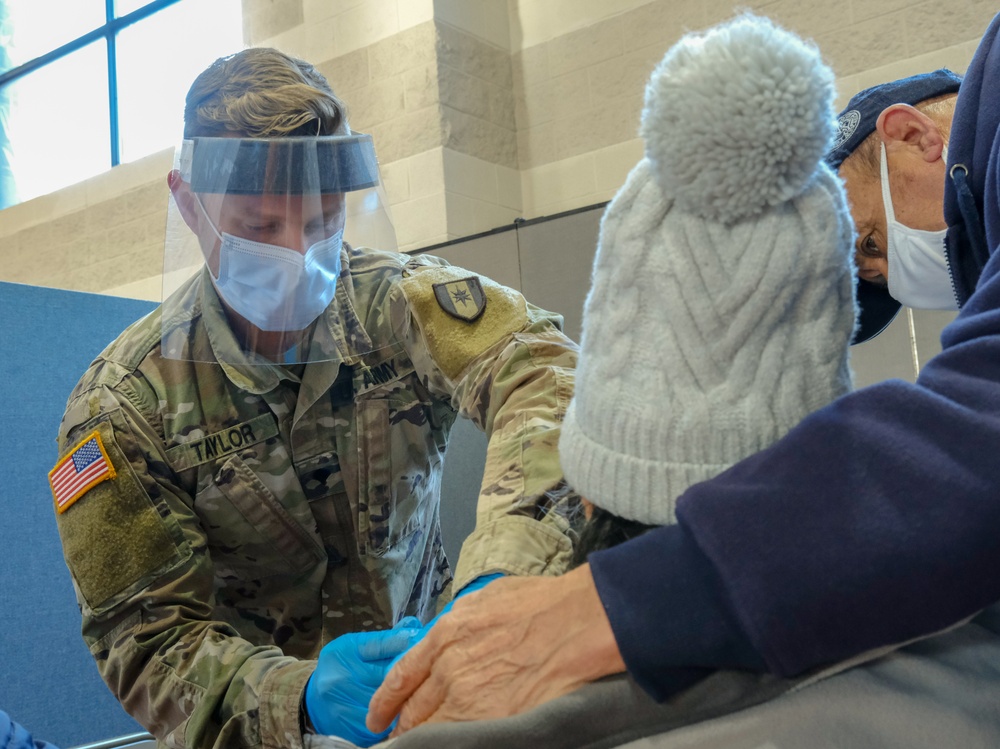 U.S. Army Soldiers support COVID-19 vaccination efforts in Paterson, NJ