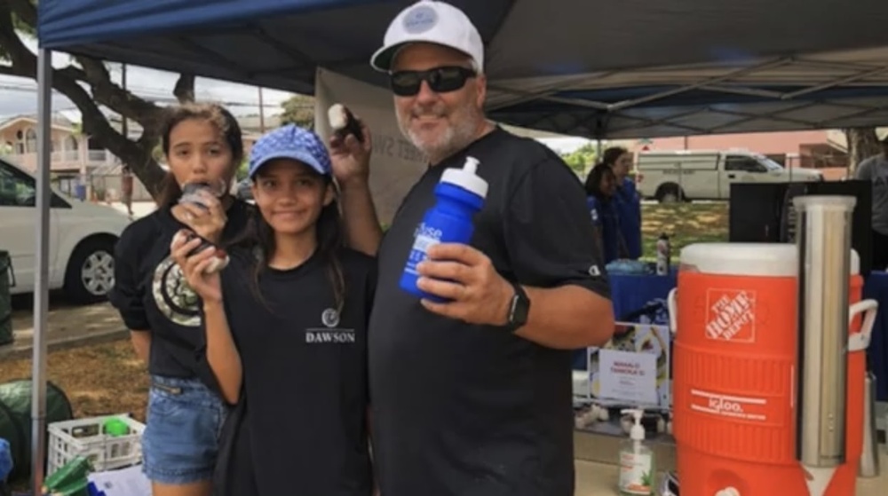 9th MSC Receives Good Neighbor Environmental Hero Award- Soldiers serve the community