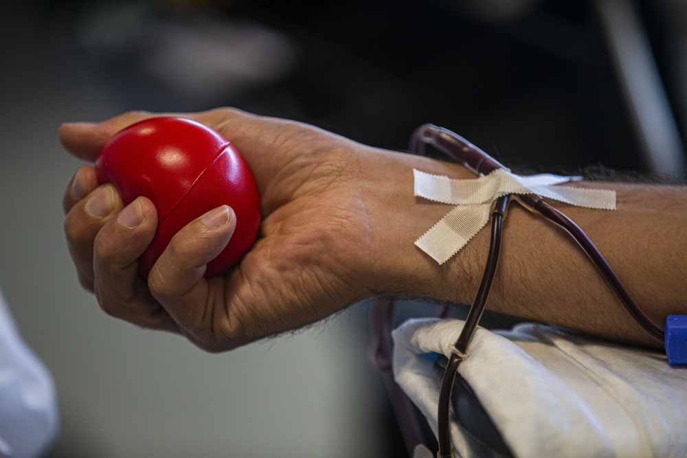 Camp Foster USO hosts blood drive