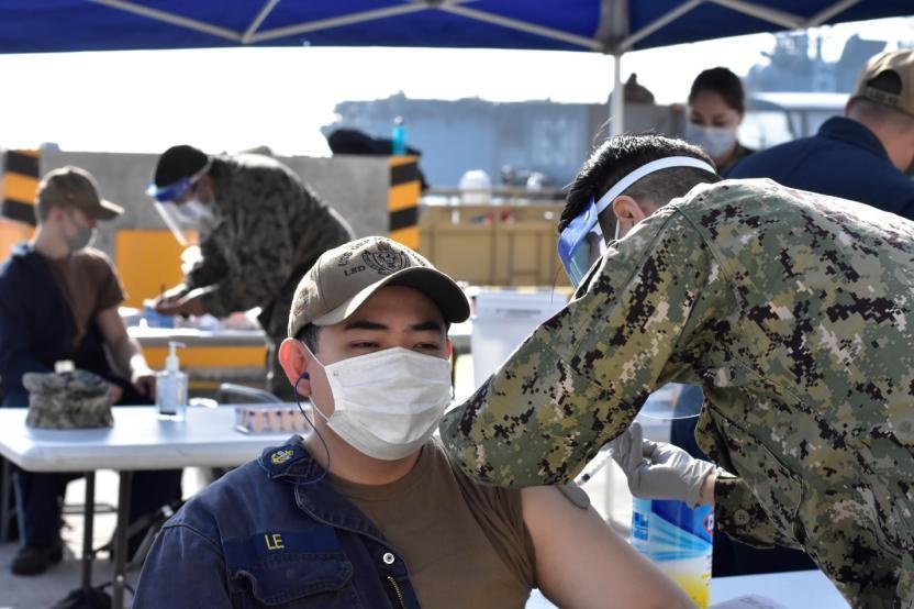 USS Germantown (LSD-42) COVID Vaccination