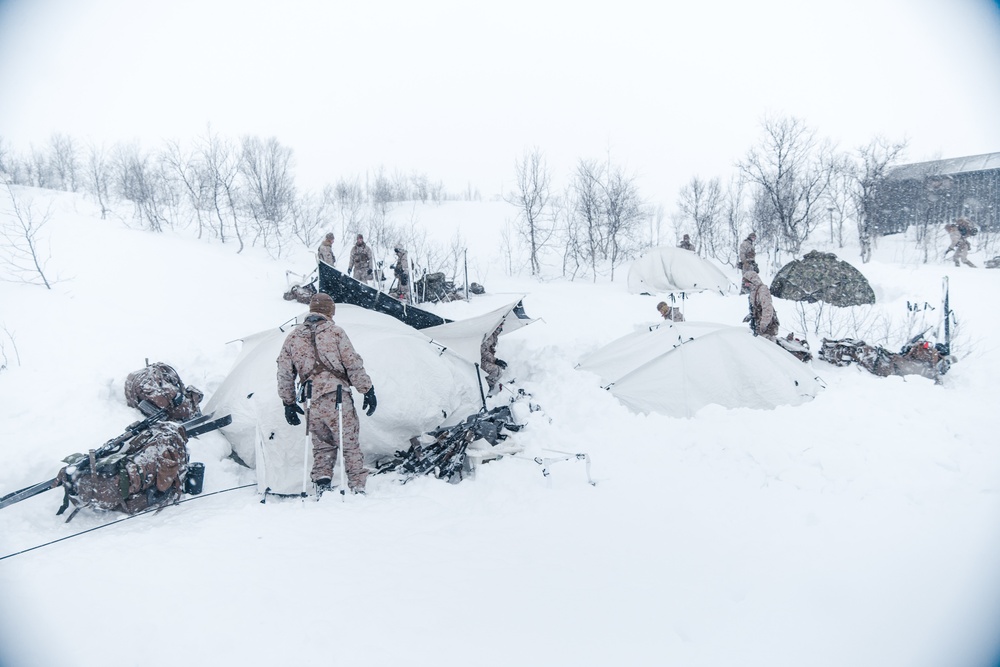 Snow Devils: MRF-E Marines Conduct Week-Long Mobility Exercise