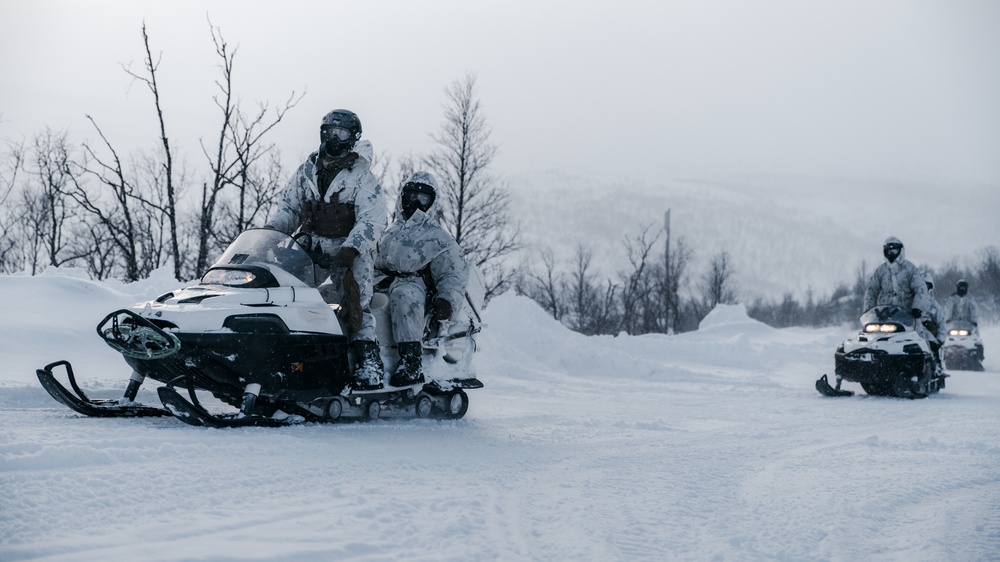 Snow Devils: MRF-E Marines Conduct Week-Long Mobility Exercise