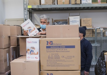 31 FW delivers 70,000 COVID-19 PPE items to local Italian hospitals