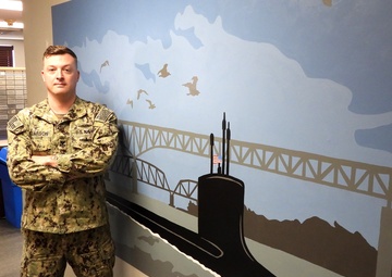 Submariner leaves artistic mark on the Groton community