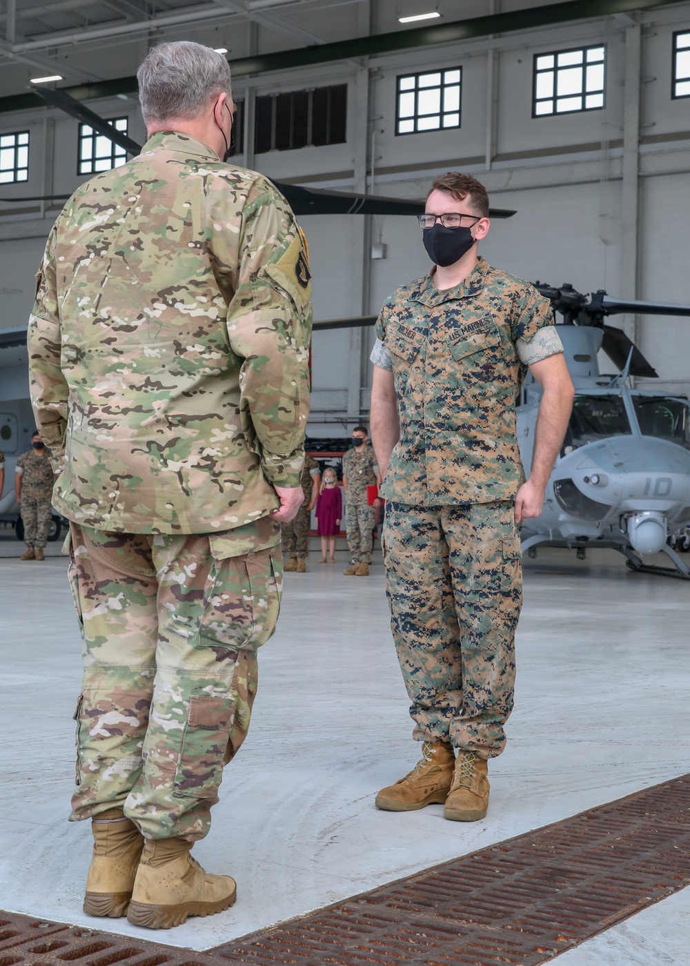CJCS Visits Hawaii Marines