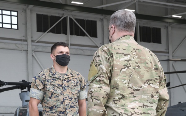 CJCS Visits Hawaii Marines