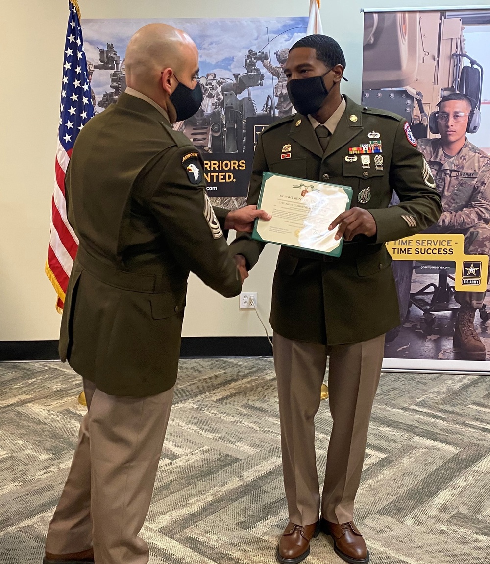 DVIDS News Seattle area US Army Recruiter Joins Audie Murphy Club Ranks