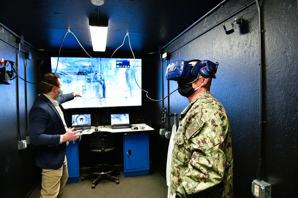 CNO Adm. Michael Gilday Tries Out Augmented Reality Device at Fathomwerx Lab