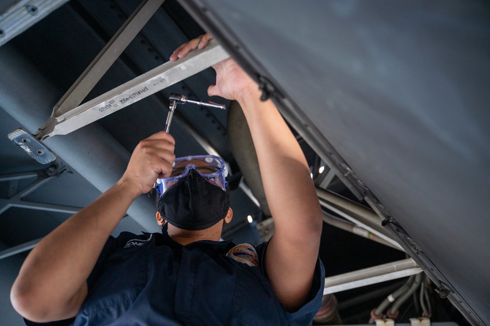 Dover AFB MRT returns C-17 to mission following deployment exercise