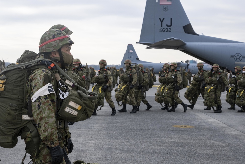 U.S.- Japan conducts historic airborne operation