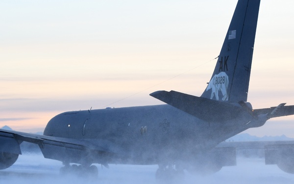 168th Wing refuels the arctic