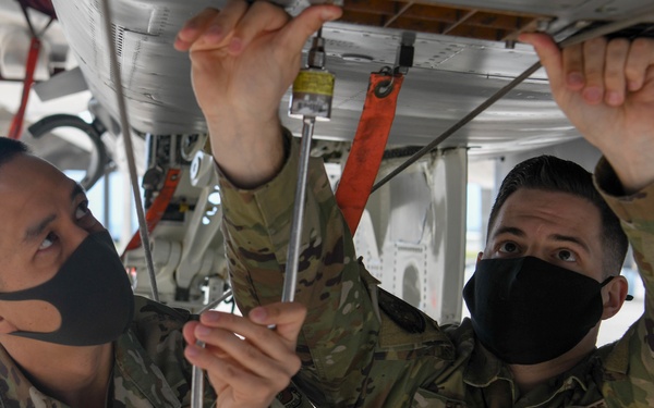 Kadena's 67th and 44th AMUs face off