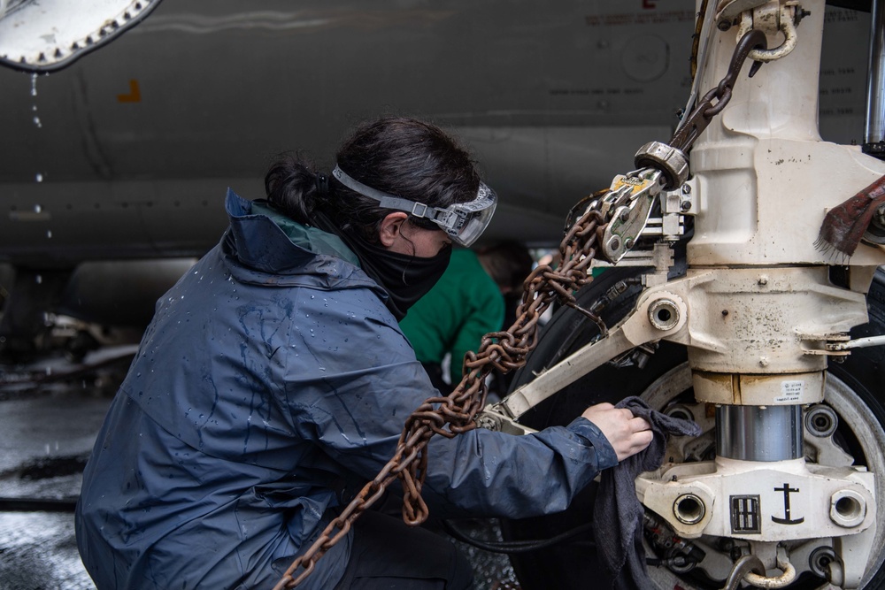 USS Theodore Roosevelt (CVN 71)