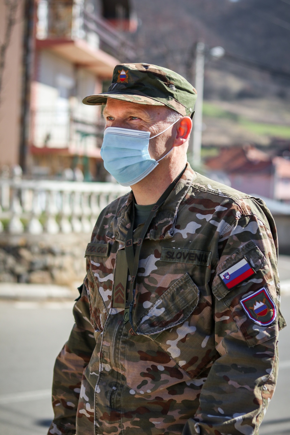 Slovenian LMT conducts routine patrol in Kosovo