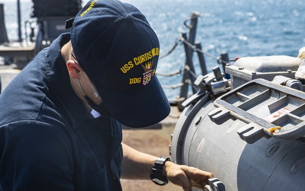 USS Curtis Wilbur Conducts SVTT Maintenance