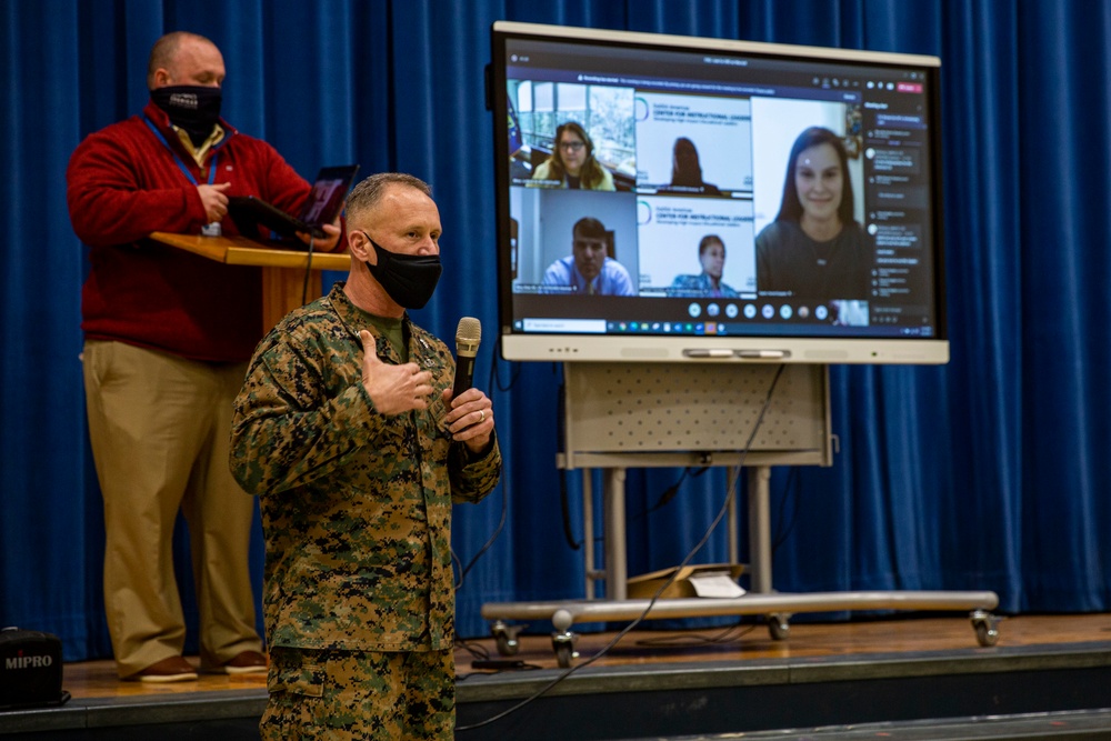 DoDEA Americas principal of the year awarded to MCB Camp Lejeune principal