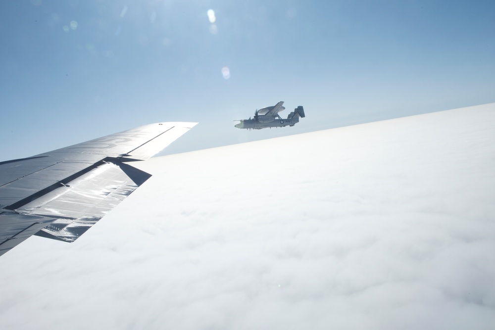 171st ARW Refuels Navy E-2D Aircraft