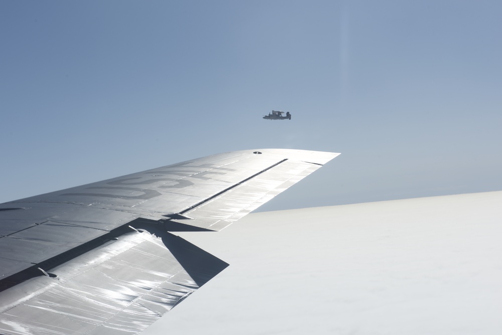 171st ARW Refuels Navy E-2D Aircraft