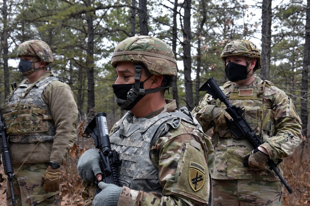 Civil Affairs Soldiers Conduct CIED Training