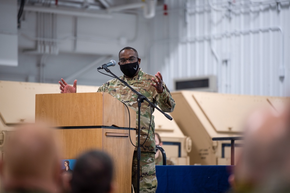 ANG Command Chief Williams visits 158th Fighter Wing