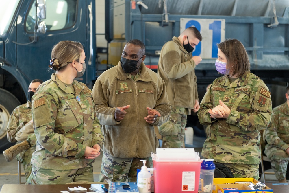 ANG Command Chief Williams visits 158th Fighter Wing