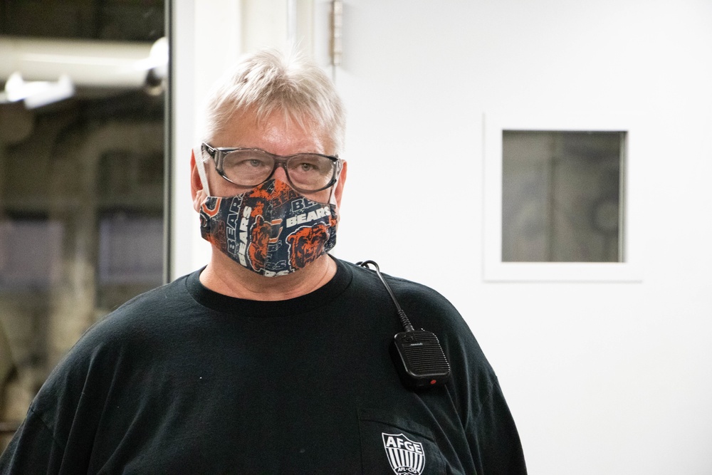 After 31 years RIA employee retires