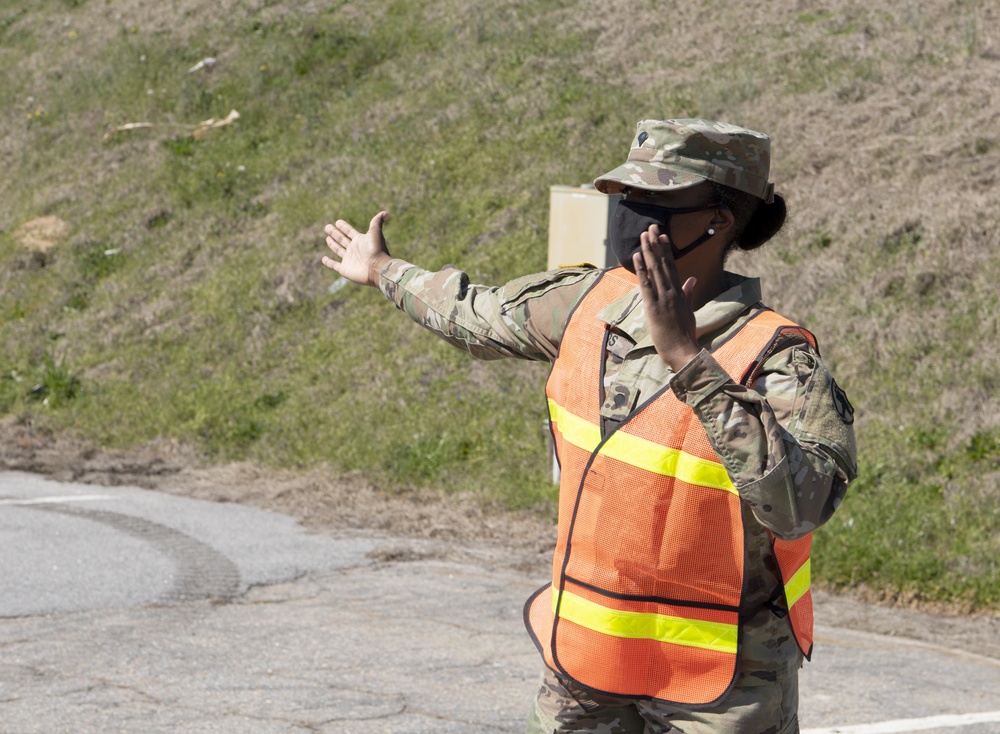 SCNG Soldiers administer COVID-19 vaccine to eligable veterans and their family members