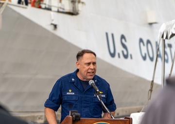 Coast Guard Cutter Bertholf crew offloads 7,500 pounds of cocaine, marijuana in San Diego